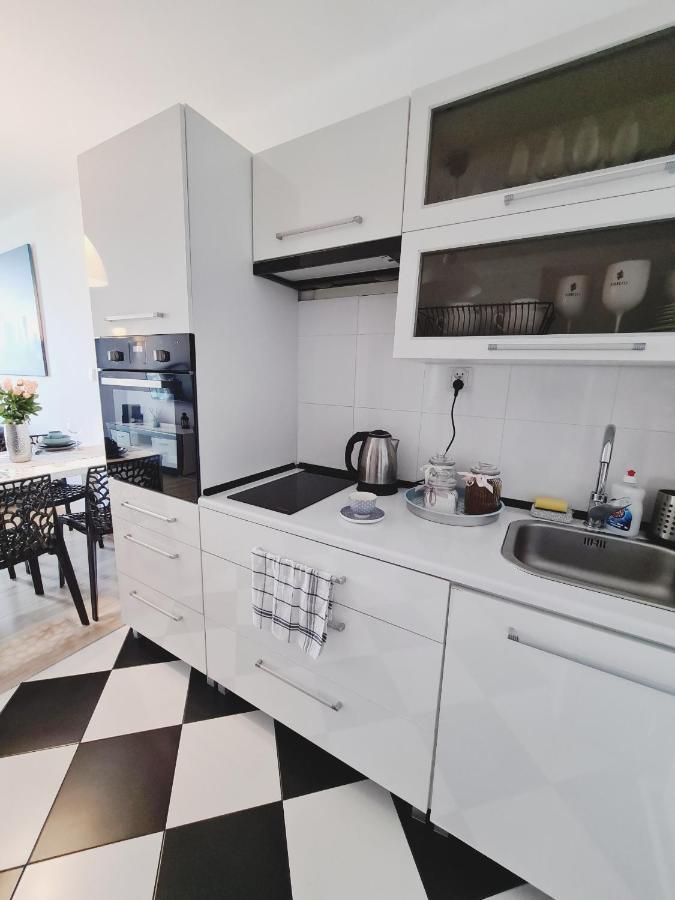 Apartament Centrum Jana Pawla II Warschau Buitenkant foto